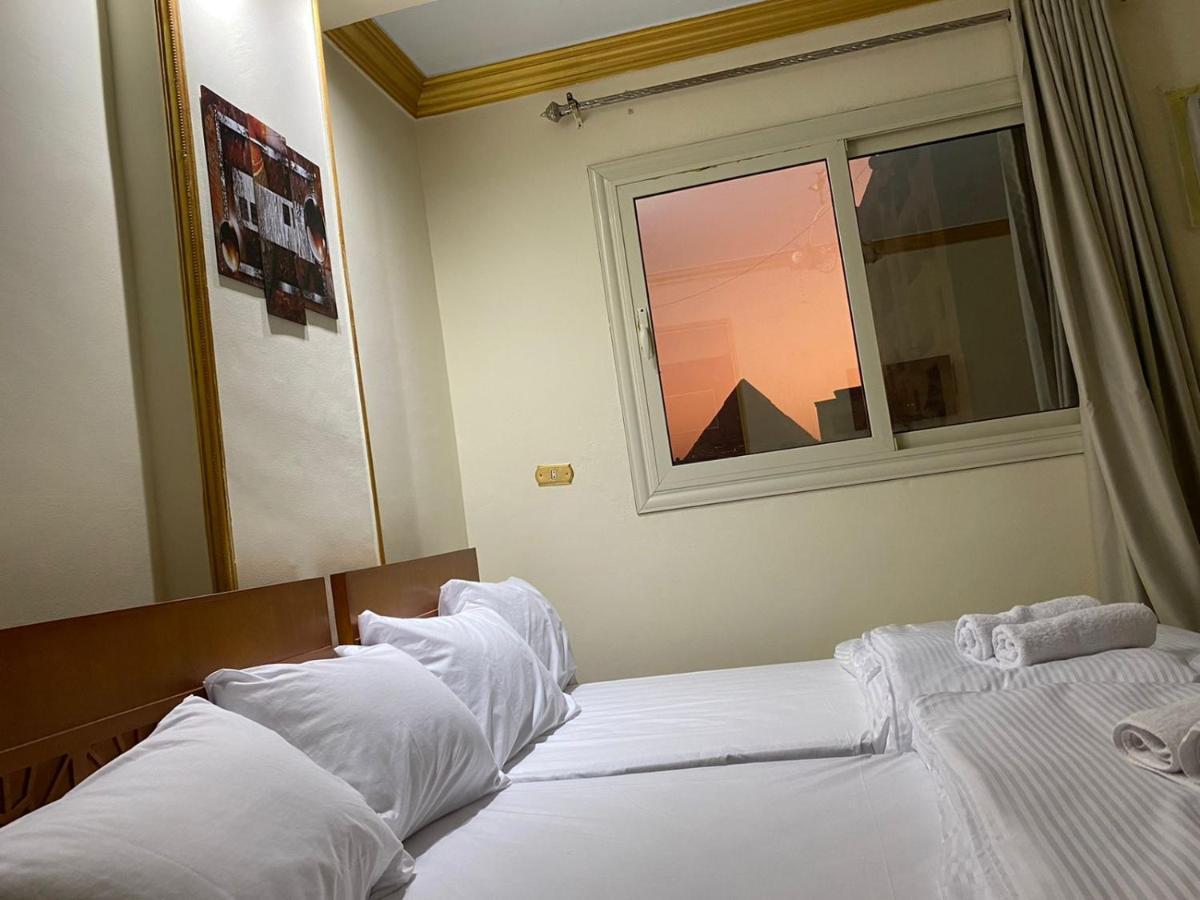 Asma Pyramids View Hotel Kafret el-Gabal Eksteriør billede